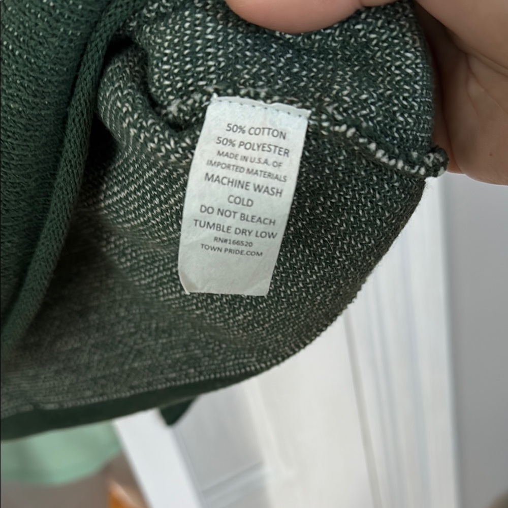 Green Trapp Family Lodge Sweater - Picture 3 of 5